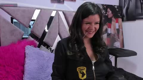 Snapshot of sofi_noa chatting on 02-17-25, 08:58 Sofi Noa online show from 02-17-25, 08:58