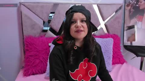 Snapshot of sofi_noa chatting on 02-18-25, 05:31 Sofi Noa online show from 02-18-25, 05:31