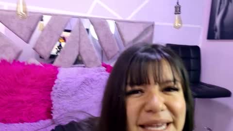 Snapshot of sofi_noa chatting on 09-26-25, 11:25 Sofi Noa online show from 09-26-25, 11:25