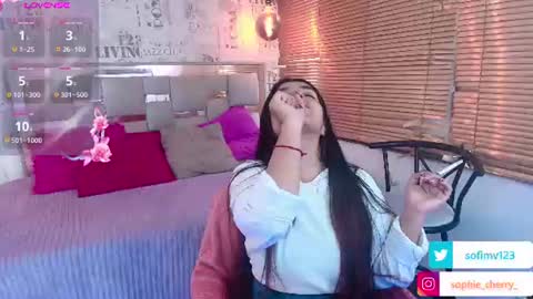 Snapshot of sofi_secrets chatting on 07-18-26, 12:31 sofi_secrets online show from 07-18-26, 12:31