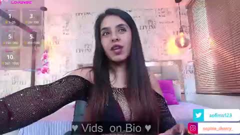 Snapshot of sofi_secrets chatting on 07-28-26, 02:13 sofi_secrets online show from 07-28-26, 02:13