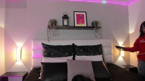 sofi_sp online show from 04-18-26, 11:36