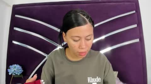 SOFIA online show from 03-15-26, 05:08