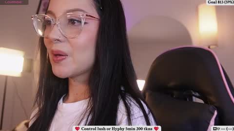 Snapshot of sofia_dream7 chatting on 09-09-25, 10:53 Sofi online show from 09-09-25, 10:53