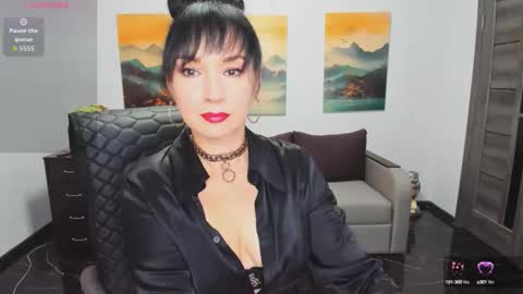 Snapshot of sofia_ford chatting on 09-21-25, 06:26 Sofia online show from 09-21-25, 06:26