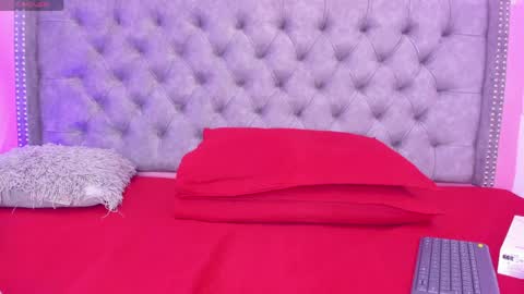 SOFIA online show from 04-12-26, 07:35