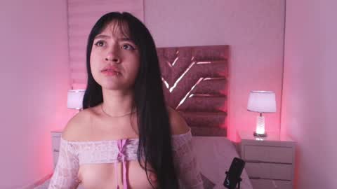 sofia gomes online show from 04-18-26, 11:58