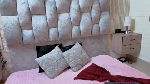 sofia gutierrez   online show from 01-15-26, 03:22