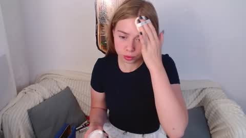 Sofia here online show from 06-12-26, 12:09