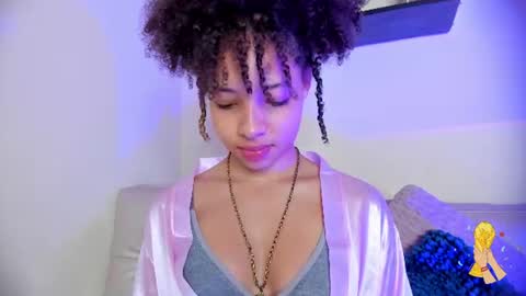 S O F I A  online show from 06-18-26, 08:24