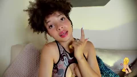 S O F I A  online show from 06-23-26, 08:18