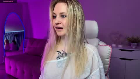 Sofia online show from 04-04-26, 03:05