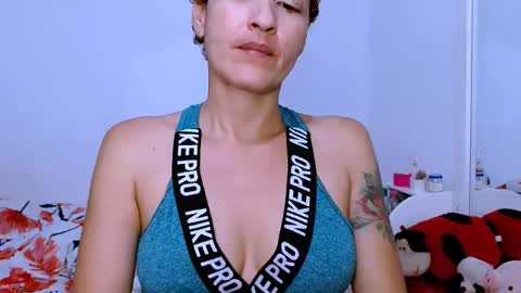 Sofia  online show from 02-26-25, 07:38