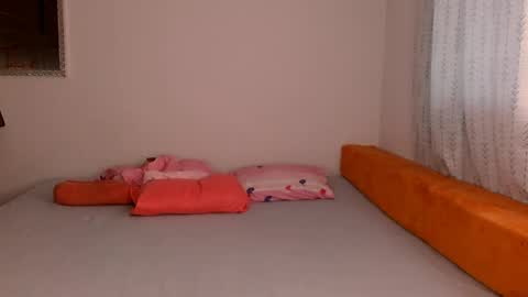 Snapshot of sofia_mark20 chatting on 04-11-26, 02:43 Sofia online show from 04-11-26, 02:43