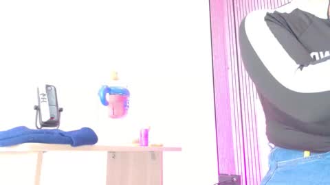 Sofia online show from 02-19-26, 03:02