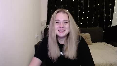 Snapshot of sofia_rosemary chatting on 12-03-24, 07:44 sofia_rosemary online show from 12-03-24, 07:44