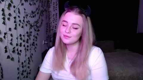 Snapshot of sofia_rosemary chatting on 02-13-25, 12:54 sofia_rosemary online show from 02-13-25, 12:54