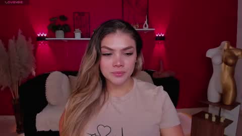 Snapshot of sofia_velvetx chatting on 06-16-26, 01:25 sofia_velvetx online show from 06-16-26, 01:25