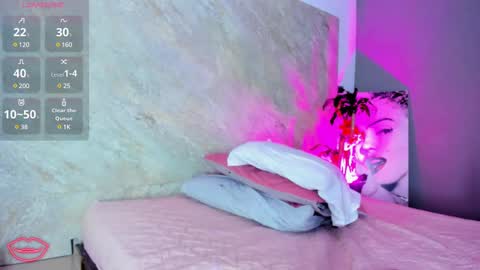 Sofia walke online show from 03-04-25, 06:47