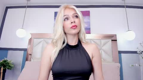 Sofia online show from 06-18-26, 07:07
