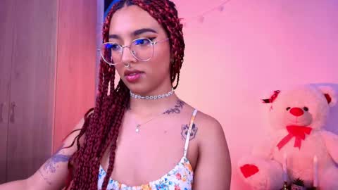 Sofia online show from 02-11-25, 06:40