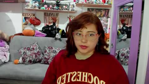 Snapshot of sofiacammy chatting on 12-13-24, 12:42 Sofia online show from 12-13-24, 12:42
