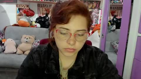 Snapshot of sofiacammy chatting on 12-13-24, 11:17 Sofia online show from 12-13-24, 11:17