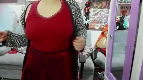 Snapshot of sofiacammy chatting on 12-18-24, 08:42 Sofia online show from 12-18-24, 08:42