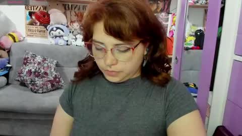 Snapshot of sofiacammy chatting on 02-05-25, 11:17 Sofia online show from 02-05-25, 11:17
