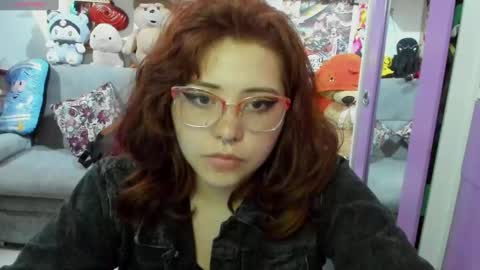 Snapshot of sofiacammy chatting on 02-21-25, 11:32 Sofia online show from 02-21-25, 11:32