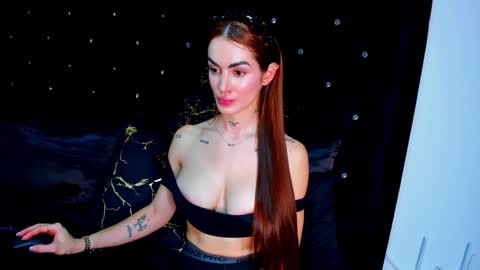 SofiaCarter online show from 12-27-24, 02:58