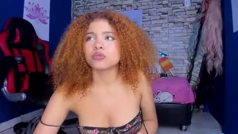 Snapshot of sofiacastillo01 chatting on 01-24-25, 08:11 sofiacastillo01 online show from 01-24-25, 08:11