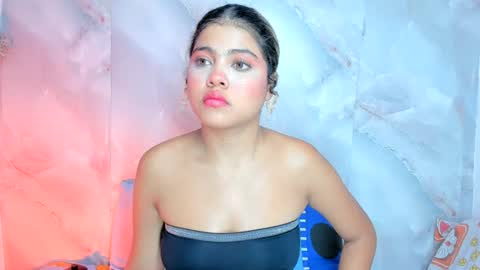 Snapshot of sofiacastillo01 chatting on 06-11-26, 02:04 sofiacastillo01 online show from 06-11-26, 02:04