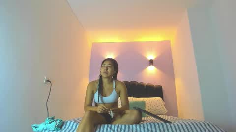 Sofia online show from 11-25-25, 10:37