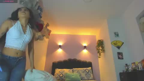 Snapshot of sofiaclaus_19 chatting on 06-29-26, 05:03 Sofia online show from 06-29-26, 05:03