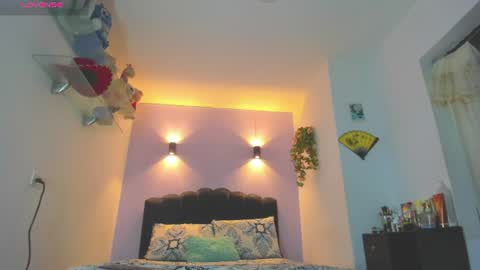 Snapshot of sofiaclaus_19 chatting on 06-29-26, 10:15 Sofia online show from 06-29-26, 10:15