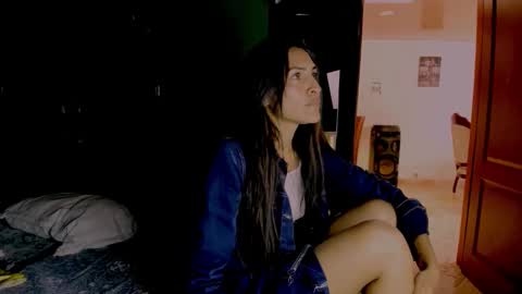 sofiacruz16 online show from 09-25-25, 05:38