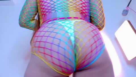 Snapshot of sofiadiamond_ chatting on 05-16-26, 08:29 SOFIA DIAMOND online show from 05-16-26, 08:29