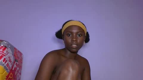 sofia online show from 03-28-26, 04:01