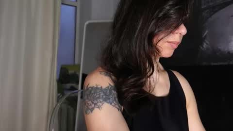 Sofia online show from 10-24-25, 05:15