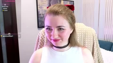 Sofia online show from 02-06-26, 01:21