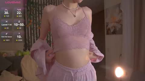 Sofia Help me overcome shynes with 100 thumbs up online show from 11-27-25, 08:22