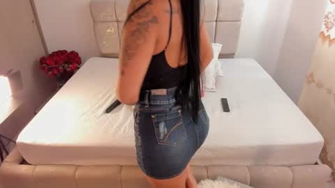 SOFIA independent model  online show from 06-24-26, 08:30