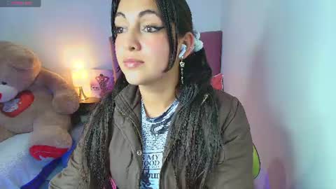 Sofia online show from 06-11-26, 12:32
