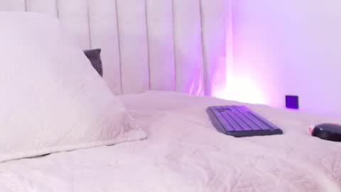 Sofia Velez  online show from 02-28-26, 12:06