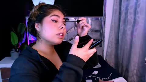 SOFIA online show from 04-22-26, 01:01