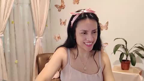Sofi Bella online show from 10-14-25, 03:35