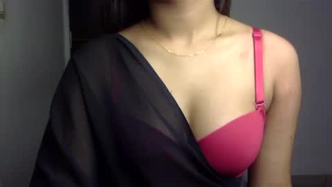 Snapshot of sofie_diva chatting on 02-02-25, 09:45 divya online show from 02-02-25, 09:45