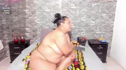 Vicky  online show from 01-28-25, 09:41