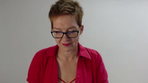 Snapshot of sofie_velvet chatting on 04-30-26, 06:53 Sofie Velvet online show from 04-30-26, 06:53
